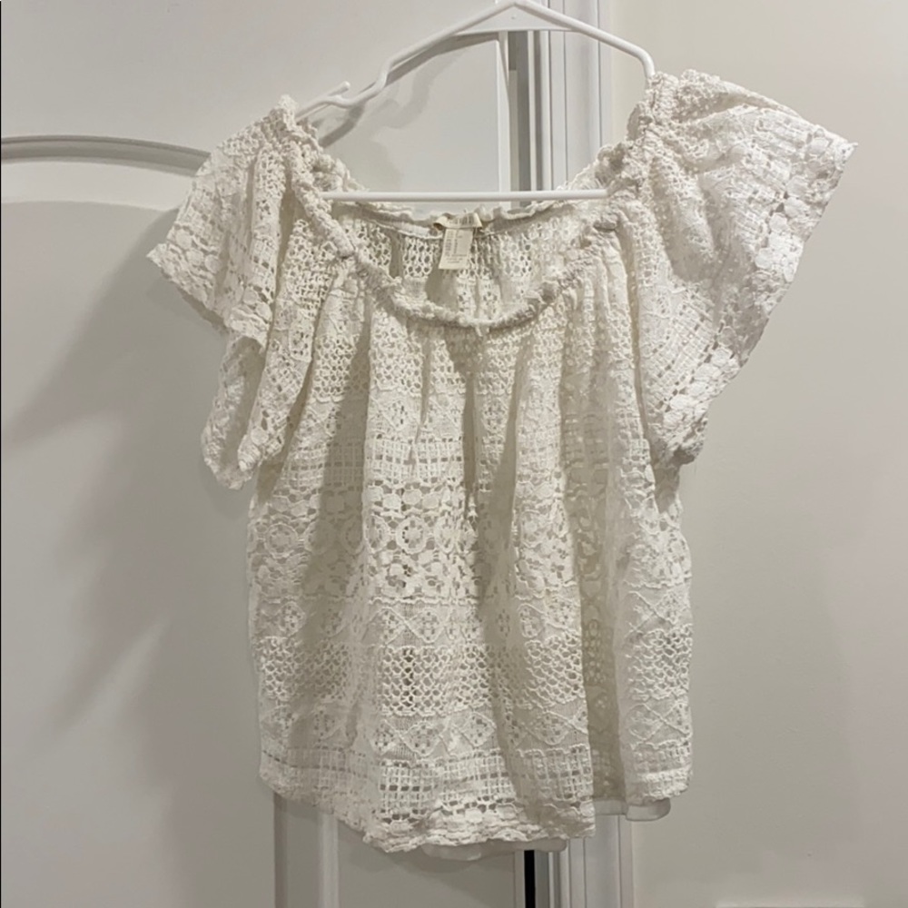 Forever 21 Lace White Off the Shoulder Crop Top